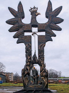 Pomnik Rzeź Wołyńska proj. Andrzej Pityński